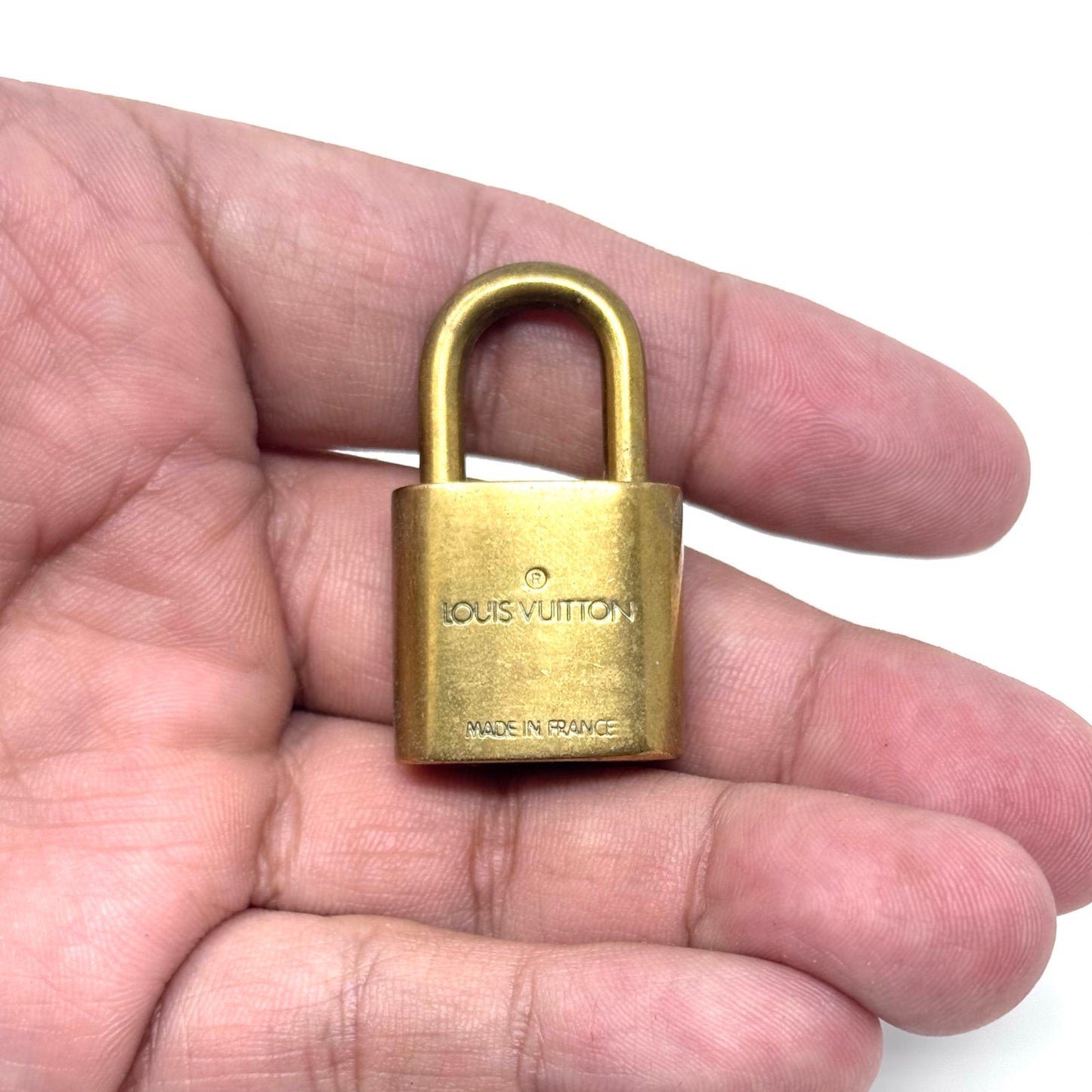 Louis Vuitton ‘Dragonne’ Monogram Keychain