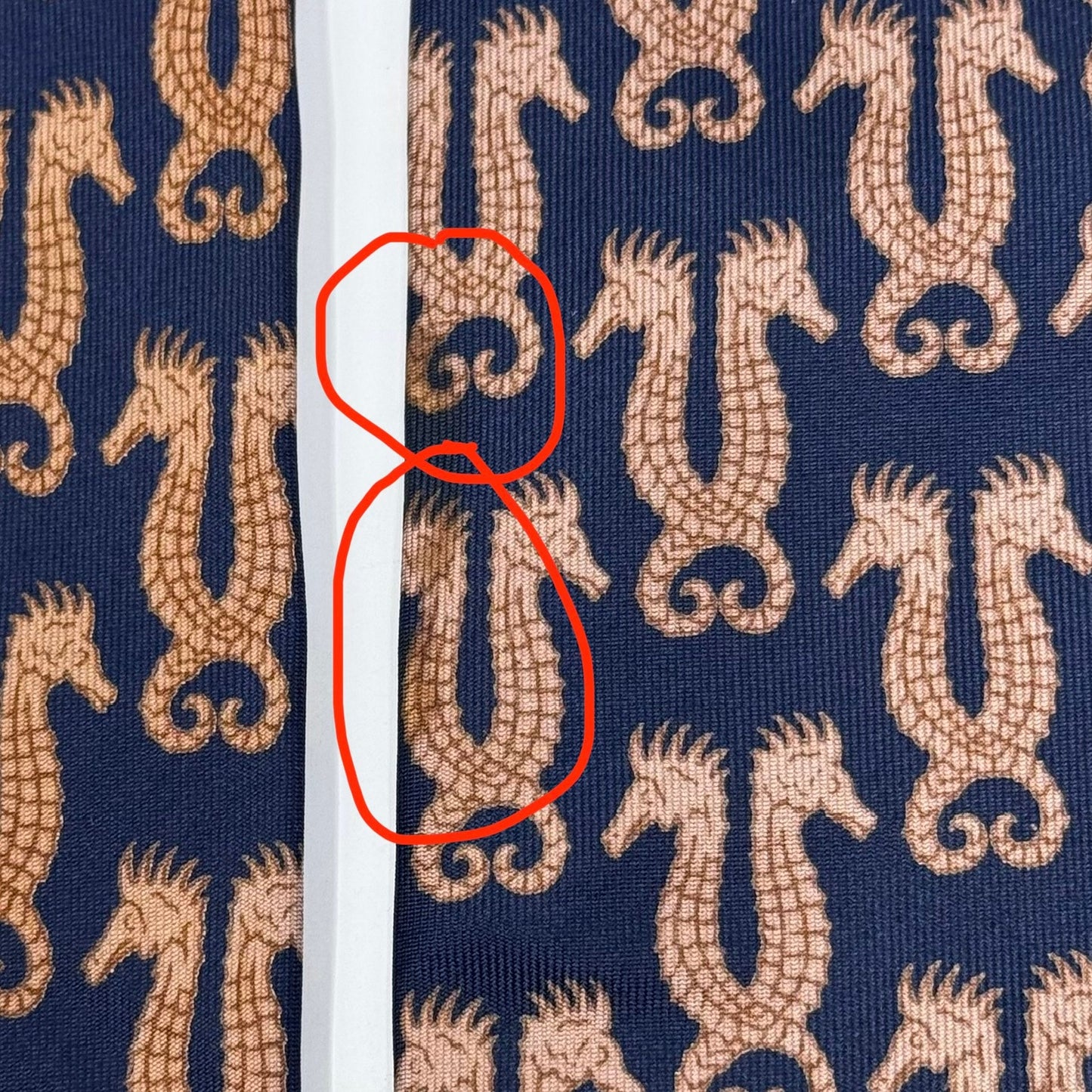 Gucci Seahorse Pattern Tie