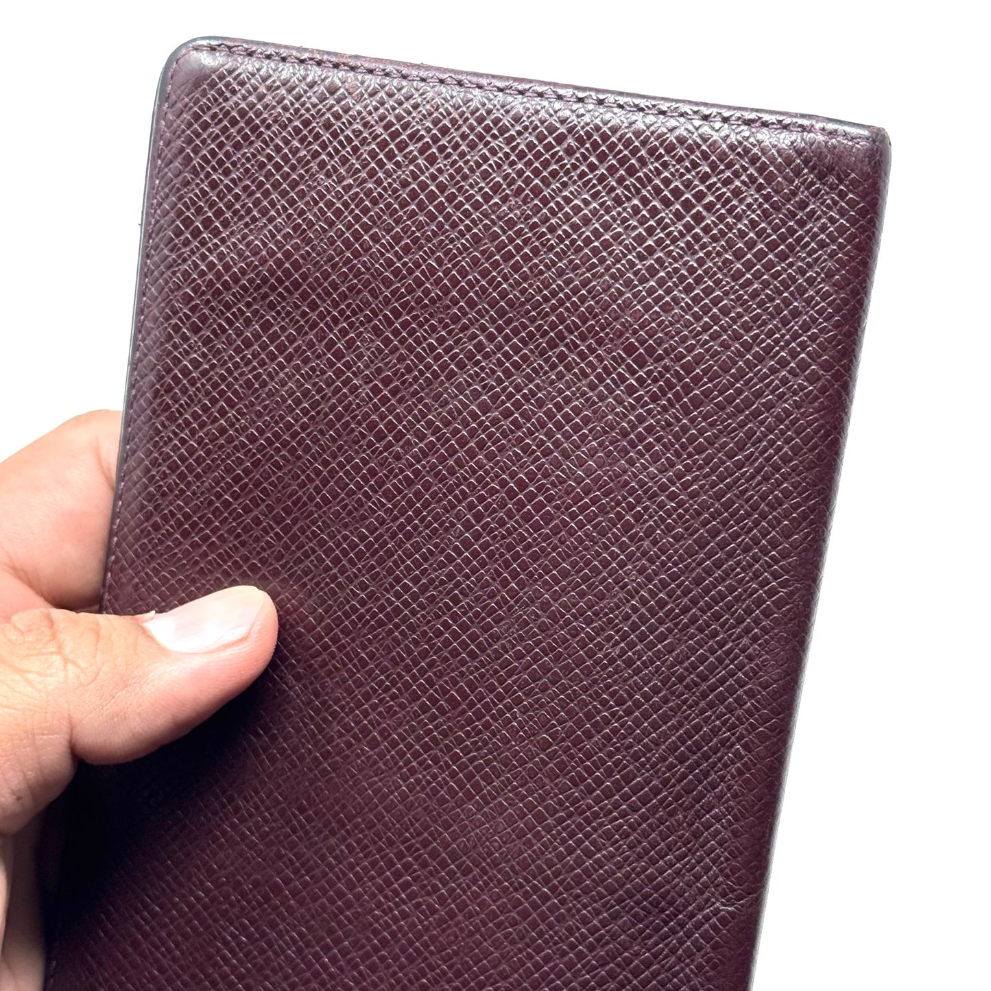 Louis Vuitton Taiga Long Wallet