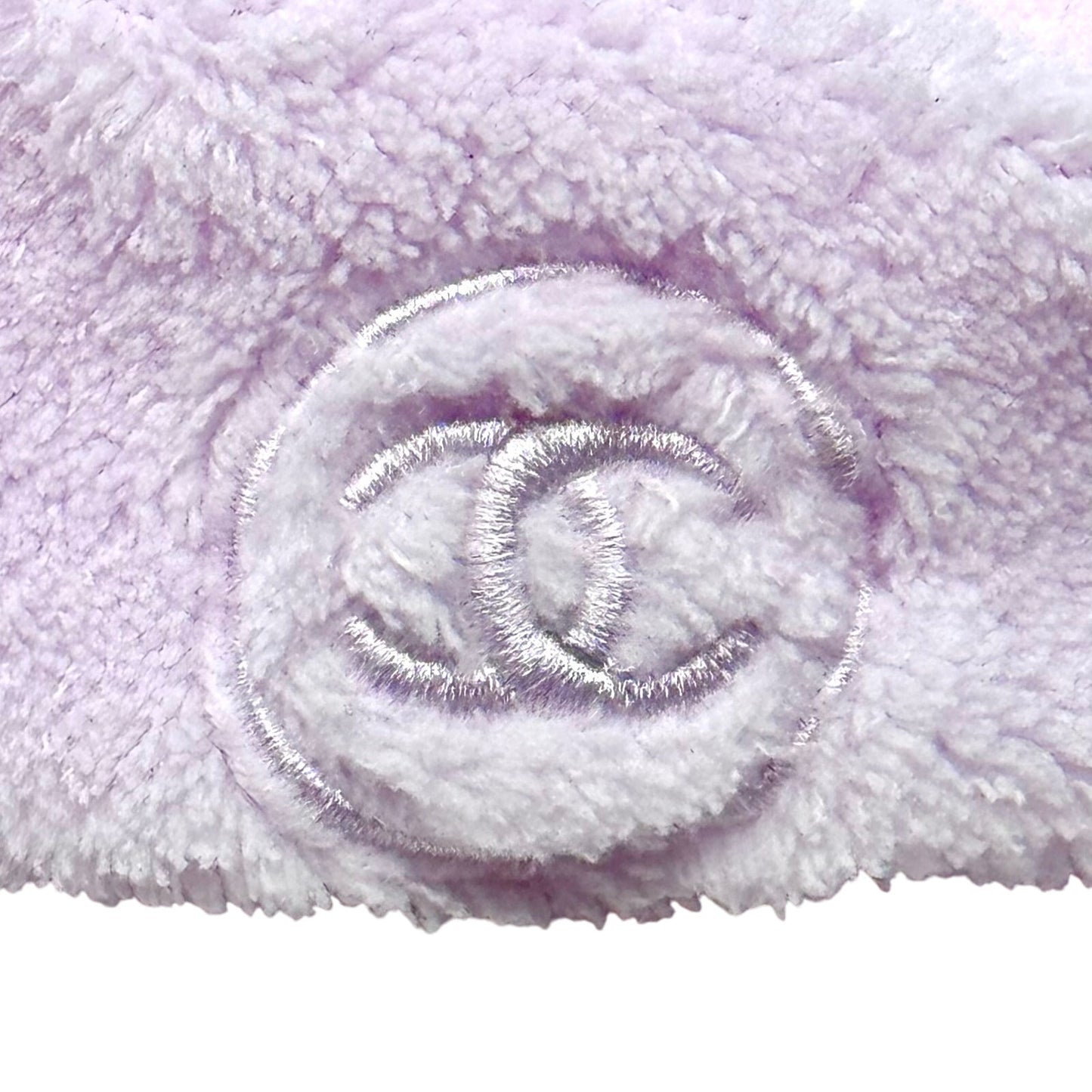 Chanel ‘White Essentiel’ Hair Band