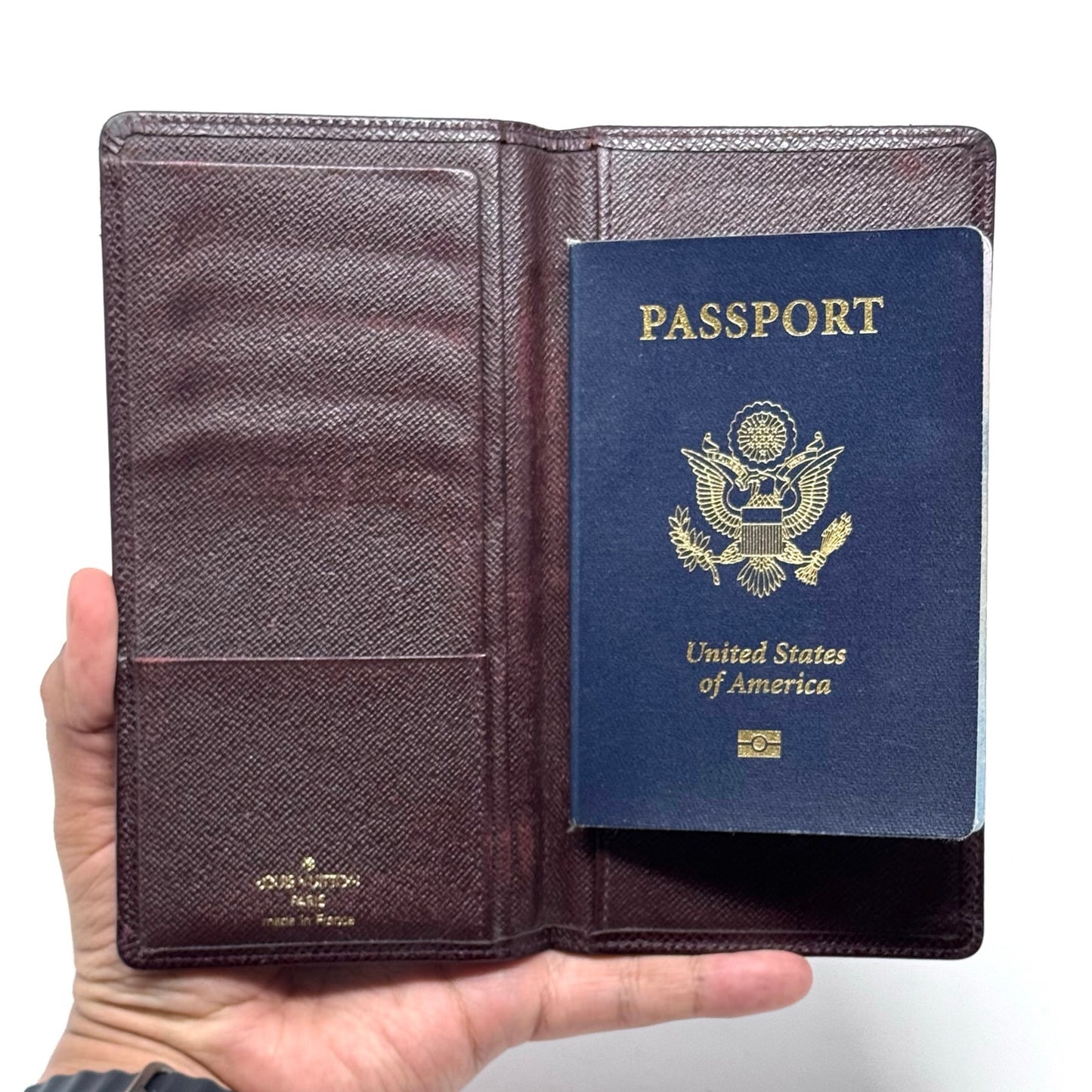 Louis Vuitton Taiga Long Wallet