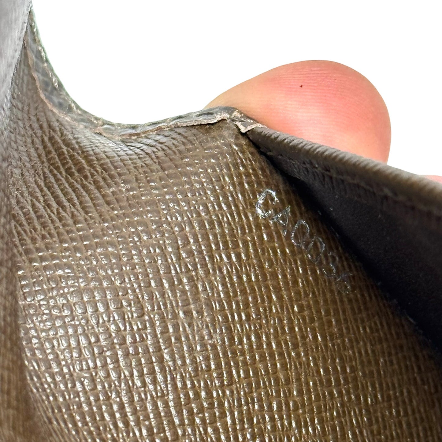 Louis Vuitton Taiga Long Wallet / Passport Case