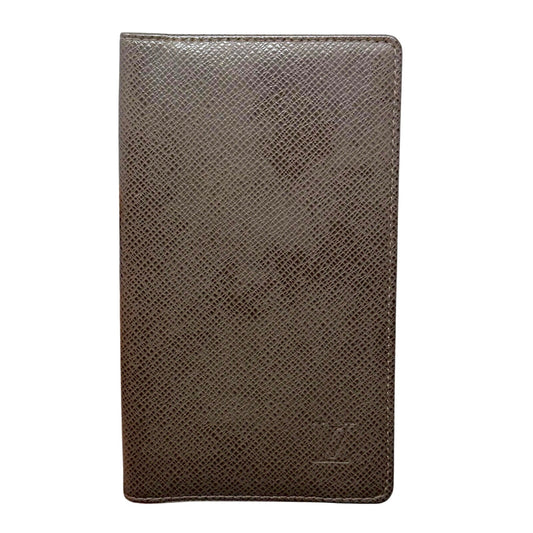Louis Vuitton Taiga Long Wallet / Passport Case